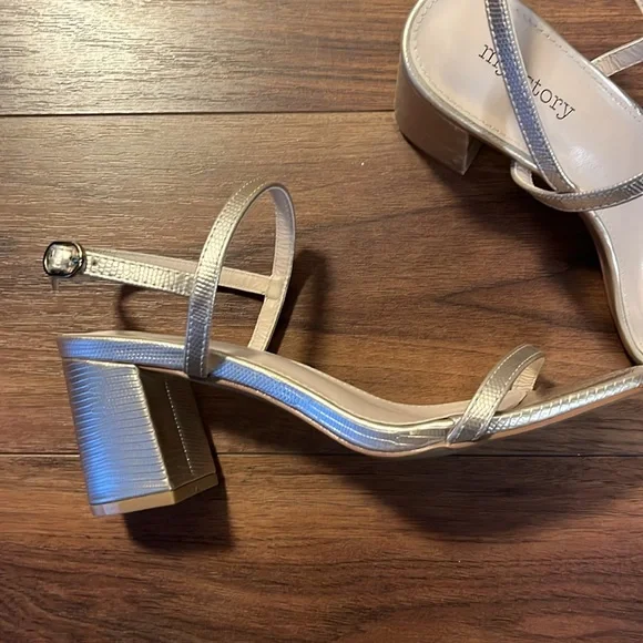 Sandals - Picture 2 of 4